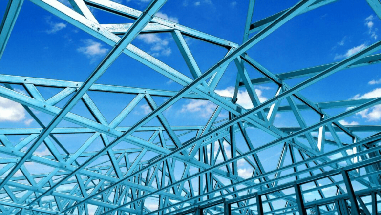 Roof truss structure installed in a modern industrial warehouse